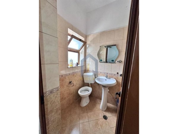 Tirane, jepet me qera apartament 3+1 Kati 2, 130 m² 500 € (Astir &quot;Teodor Keko&quot;)