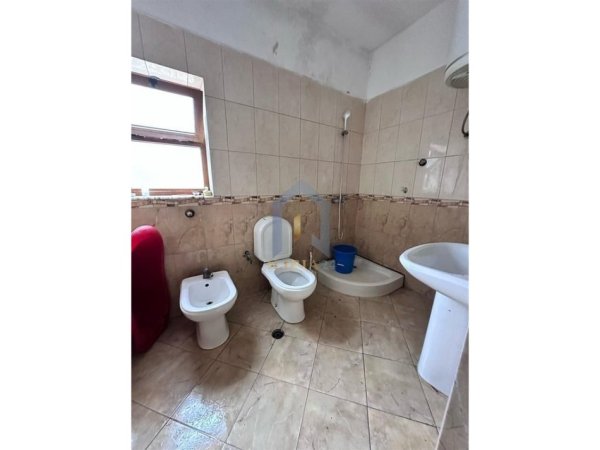 Tirane, jepet me qera apartament 3+1 Kati 2, 130 m² 500 € (Astir &quot;Teodor Keko&quot;)
