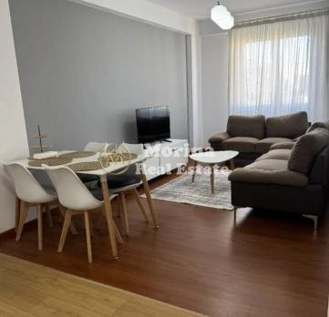 Tirane, jepet me qera apartament 2+1 Kati 8, 80 m² 600 € (21 Dhjetori)