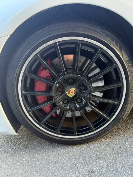 Tirane, shitet makine Porsche Panamera GTS Benzin, e bardhë automatik Kondicioner 145.000 km 25.000 €