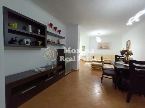 Tirane, jepet me qera apartament 2+1 Kati 2, 110 m² 800 € (Komuna e Parisit)