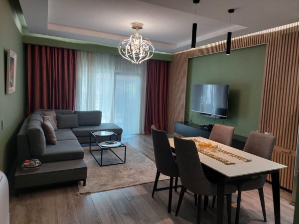 Tirane, jepet me qera apartament 3+1+Aneks+Ballkon Kati 1, 1.000 € 