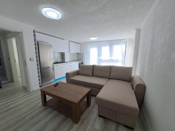 Tirane, jepet me qera shtepi 1+1 Kati 1, 49 m² 450 € 