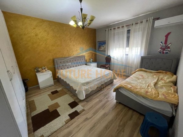 Shitet, Apartament 3+1, Allias