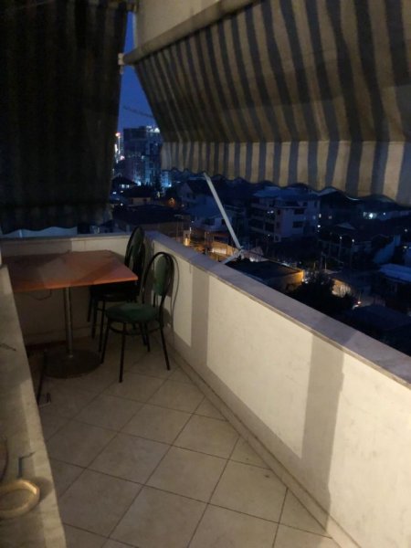 Tirane, jepet me qera apartament 2+1+Ballkon Kati 6, 90 m² 400 € (Dritan hoxha)
