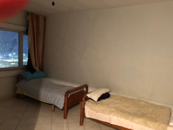 Tirane, jepet me qera apartament 2+1+Ballkon Kati 6, 90 m² 400 € (Dritan hoxha)