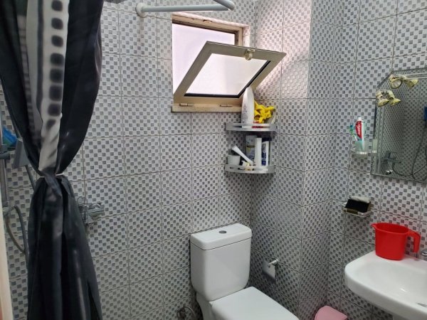 Tirane, shes apartament 1+1+Ballkon Kati 8, 65 m² 98.400 € (yzberisht)