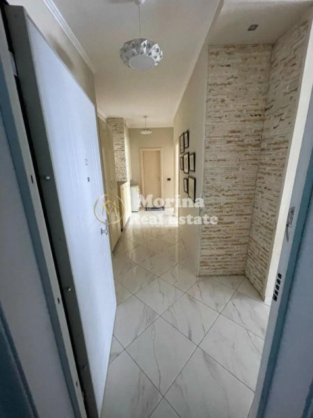Tirane, jepet me qera apartament 2+1 Kati 3, 95 m² 450 € (Fresk)