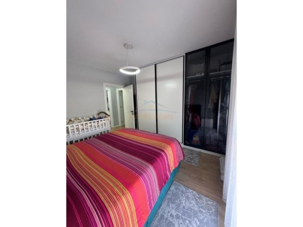 Shitet, Apartament 2+1+2, Selite, Tirane