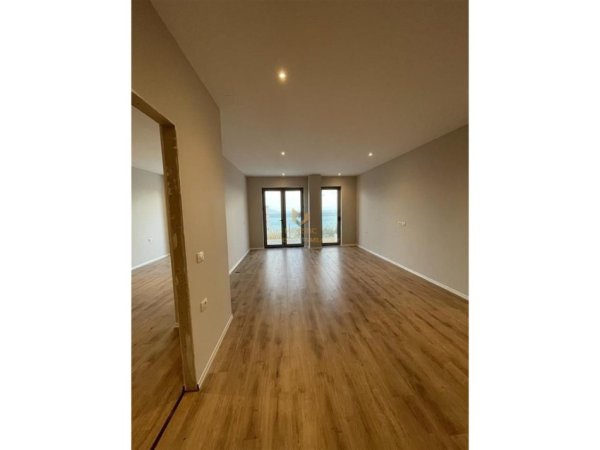 776_shitet-apartament-21-ose-nderrohet-me-pamje-nga-deti_3.jpg