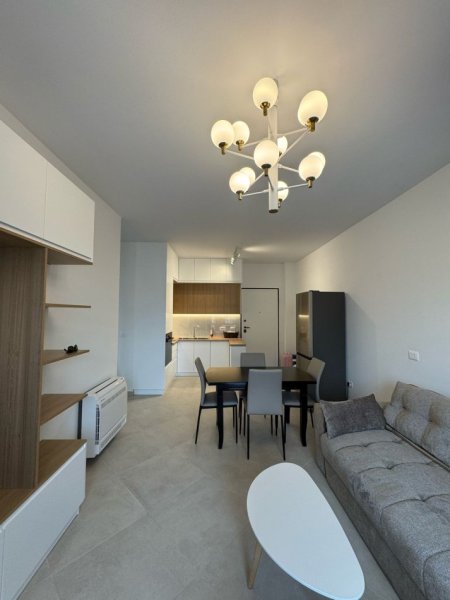 Tirane, jap me qera apartament 2+1+Ballkon Kati 1, 100 m² 650 € (xhanfize keko)