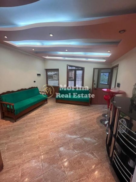 Tirane, jepet me qera apartament 2+1 Kati 2, 95 m² 350 € (Poligrafiku)