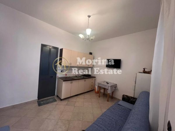 Tirane, jepet me qera shtepi 1+1 Kati 1, 60 m² 300 € (Poligrafiku)