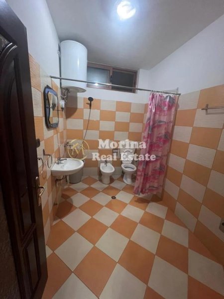 Tirane, jepet me qera shtepi 2+1 Kati 2, 100 m² 350 € (Poligrafiku)