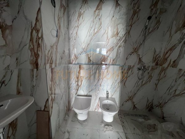 Tirane, shitet apartament 2+1+Ballkon Kati 6, 108 m² 195.000 € (Kompleksi ASL 1)