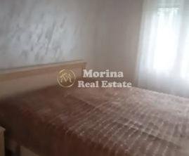 Tirane, jepet me qera apartament 2+1 Kati 1, 75 m² 800 € (Qender)
