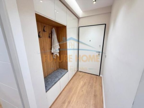 Tirane, shitet apartament 2+1+2+ Ballkon+ 2 Poste Parkimi,   Kati 3, 104 m² 300.000 € (Liqeni i Thate, Kompleksi FZ)