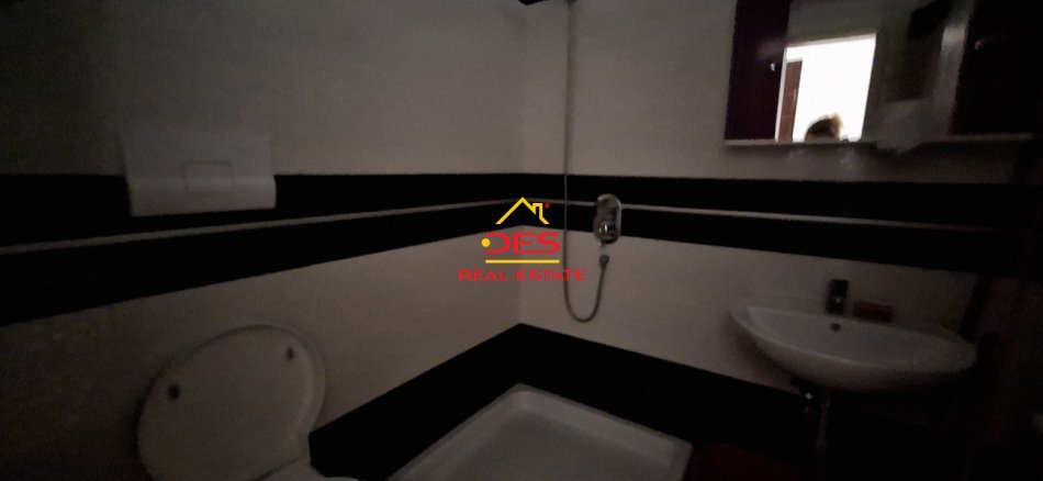 Vlore, jepet me qera apartament 2+1+Ballkon Kati 2, 80 m² 400 € (Rruga Aleksanër Moisiu)