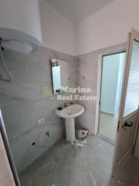 Tirane, jepet me qera apartament 1+1 Kati 3, 70 m² 320 € (Jordan Misja)