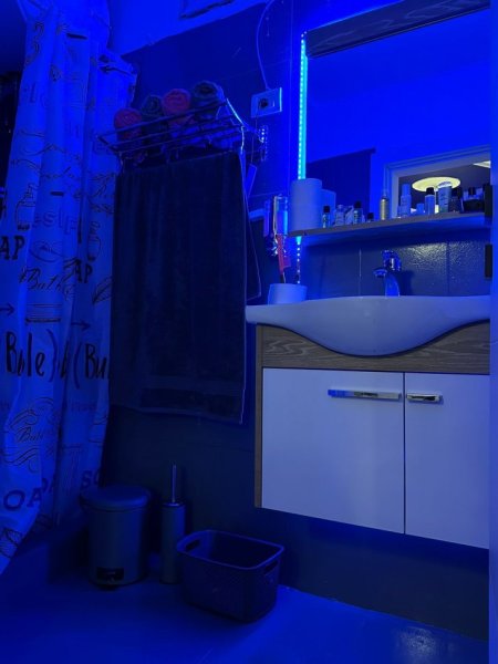 Tirane, jepet me qera apartament 1+1 Kati 2, 65 m² 350 € (Rrg.Haxhi Sina)