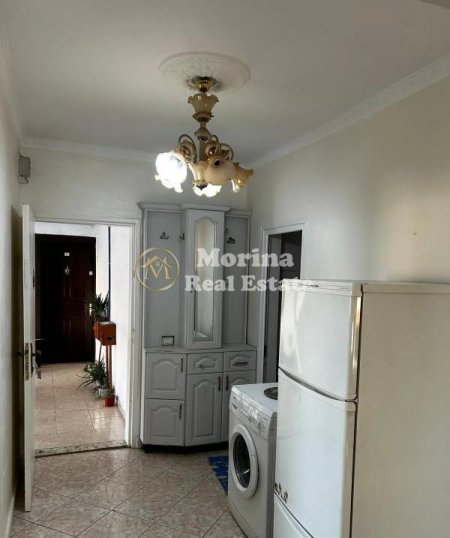 Tirane, jepet me qera apartament 2+1 Kati 6, 100 m² 420 € (Laprake)