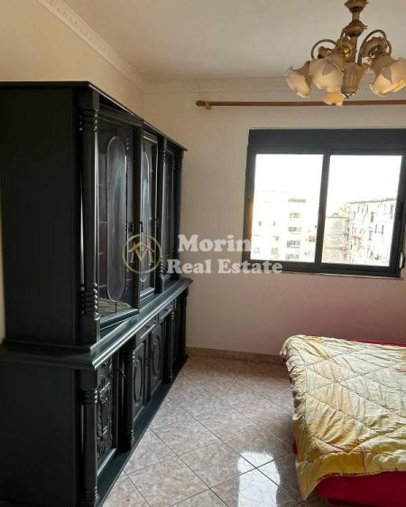 Tirane, jepet me qera apartament 2+1 Kati 6, 100 m² 420 € (Laprake)