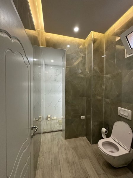 Tirane, jepet me qera apartament 2+1 Kati 3, 100 m² 550 € (Don Bosko rruga Albanopoli)
