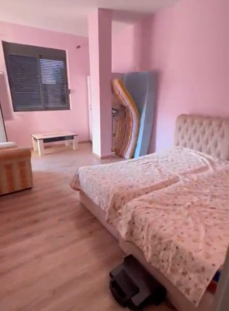 Tirane, jepet me qera apartament 2+1 Kati 3, 100 m² 550 € (Don Bosko rruga Albanopoli)