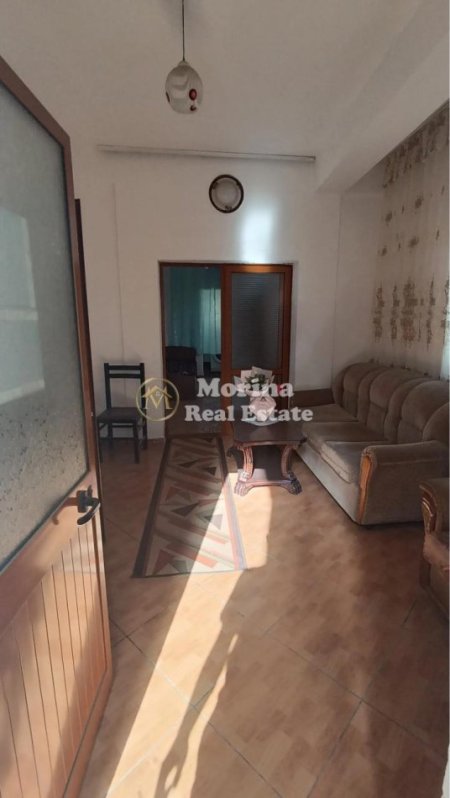Tirane, jepet me qera garsonier Kati 2, 50 m² 250 € (5 Maji)