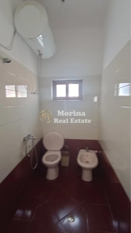 Tirane, jepet me qera garsonier Kati 2, 50 m² 250 € (5 Maji)