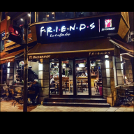 Friends bar farmacia 10
